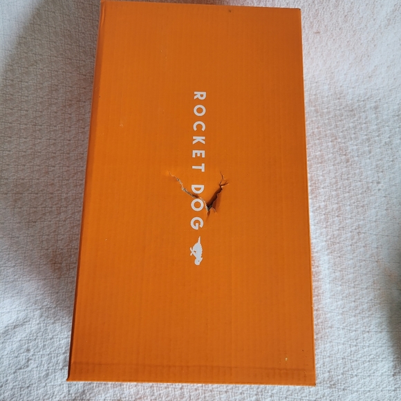 Women's Slip Ons - Picture 6 of 6